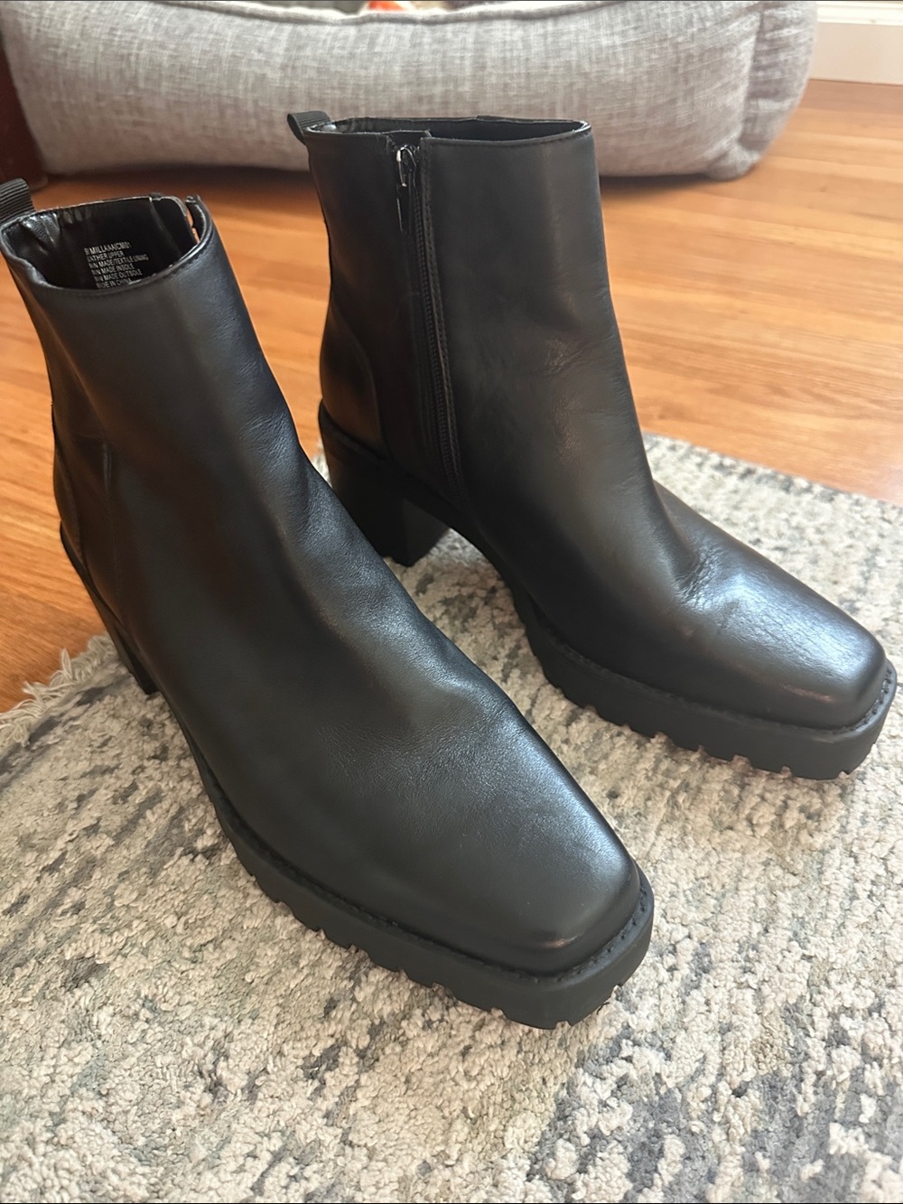 Andre Assous Black leather Chunky Zip Ankle Boots